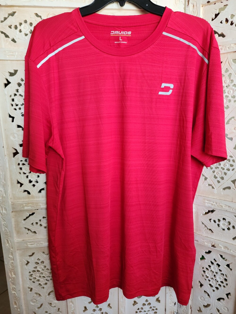 NWOT Druids Golf Tee/Tshirt- Mens Size Large- Red